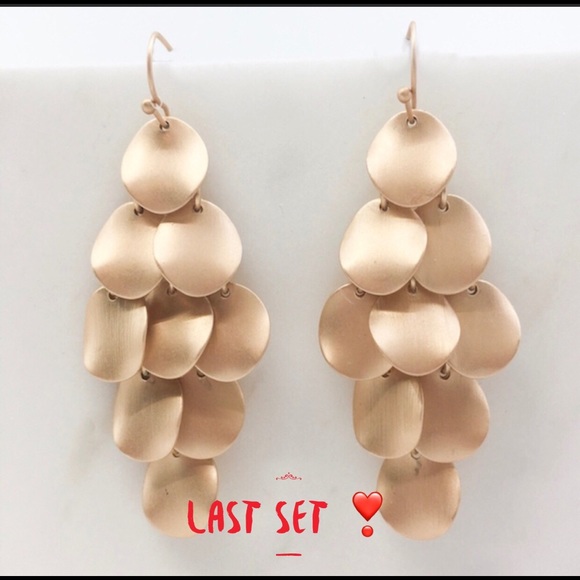 Southern Seoul Jewelry - LAST SETMatte Finish goldtone Chandelier earrings